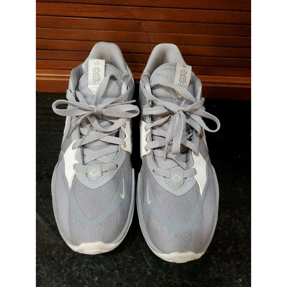 Nike Kyrie Low 5 Wolf‎ Grey/White Air Max DO9617-001 Womens Basketball Shoes 8.5